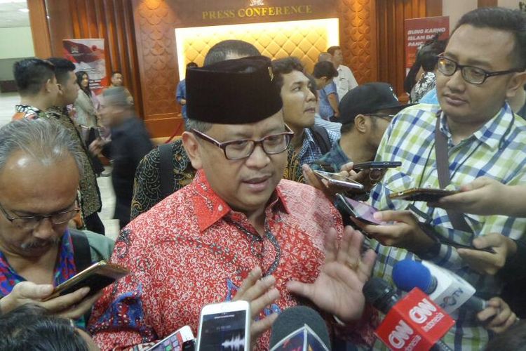 Sekretaris Jenderal PDI Perjuangan Hasto Kristiyanto di Kompleks Parlemen, Senayan, Jakarta, Selasa (21/6/2017).