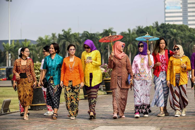 Indonesia Ajukan Kebaya ke UNESCO lewat Single Nominations, Ini Artinya