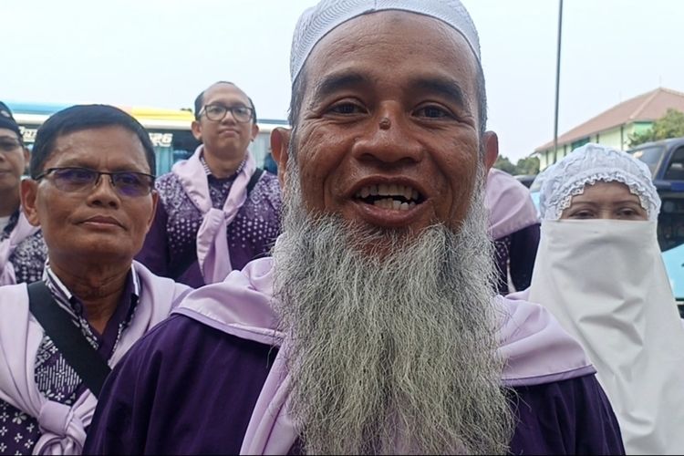 Guadi (69), jemaah haji asal Gajahmungkur, Kota Semarang, Jawa Tengah (Jateng) saat ditemui di Islamic Center Manyaran, Kota Semarang, Jawa Tengah. Rabu (22/5/2024).