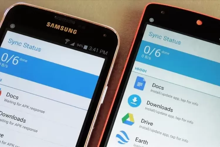 Data sync yang terus berjalan di latar belakang mampu membuat baterai ponsel habis lebih cepat dan perangkat jadi terasa lemot. 