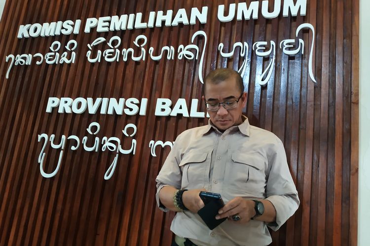 Ketua Komisi Pemilihan Umum (KPU) RI Hasyim Asy'ari di kantor KPU Bali, Sabtu (5/11/2022).
