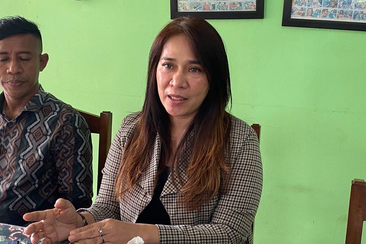Amanda Manthovani, pengacara dua korban kasus pelecehan seksual di Universitas Pancasila, saat ditemui di kawasan Beji, Kota Depok, Jumat (8/3/2024).