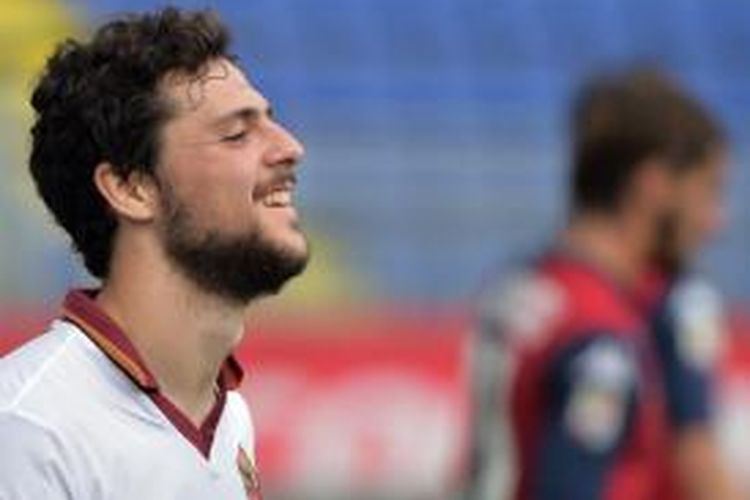 Striker AS Roma, Mattia Destro.