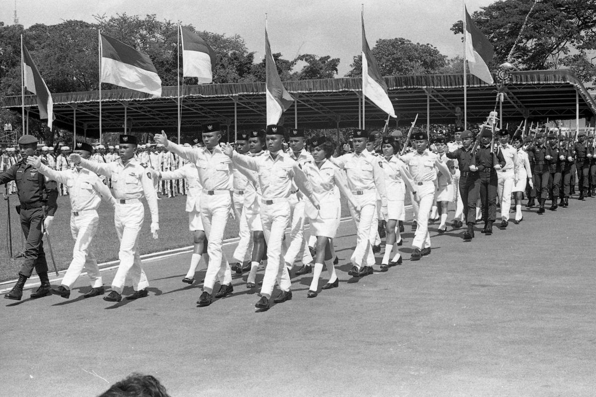 Upacara Peringatan Hari Kemerdekaan 17 Agustus di Istana Merdeka tahun 1971.