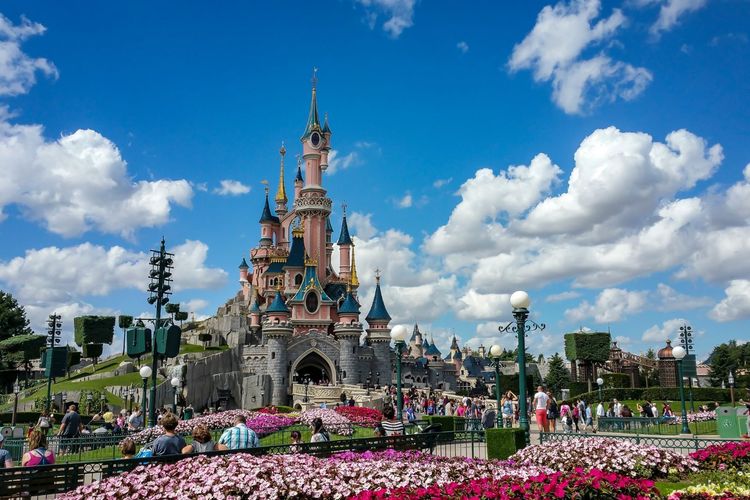 Gelombang Panas Ekstrem di Perancis, Disneyland Paris Tutup Seluruh Wahana Outdoor