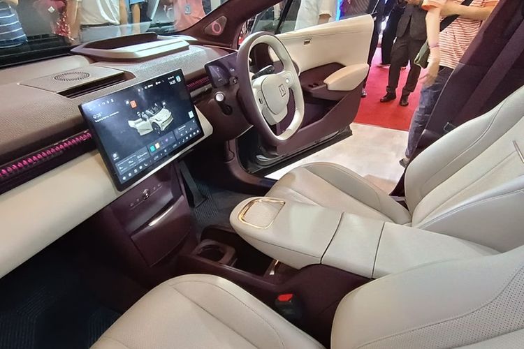 Bagian kabin Zeekr X. 