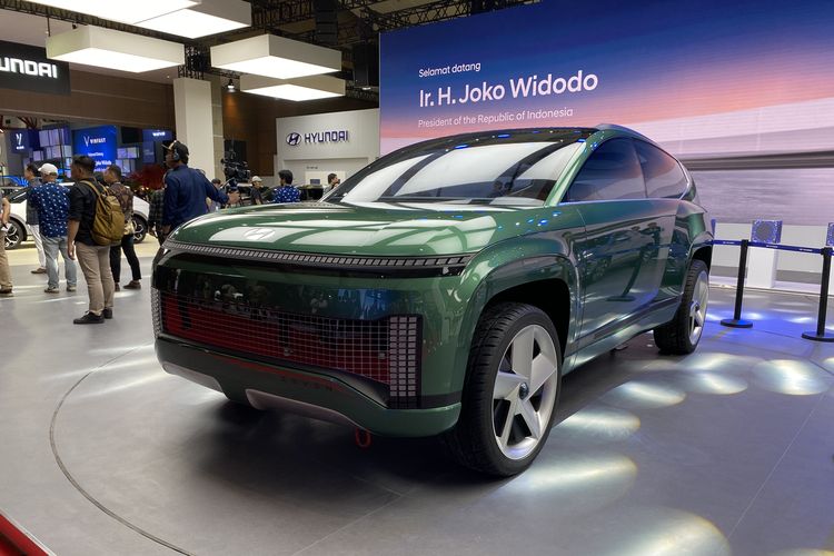 Hyundai Ioniq 7 Mejeng Perdana di IIMS 2024, Untuk Tes Ombak di Indonesia