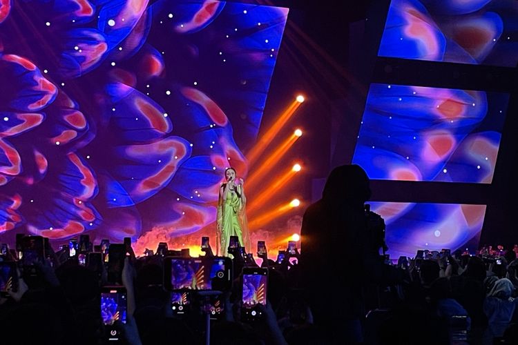 Mahalini saat tampil di Result & Reunion Indonesian Idol 2023 yang dihelat di Studio RCTI+, Jakarta Barat, Senin (22/5/2023) malam. 