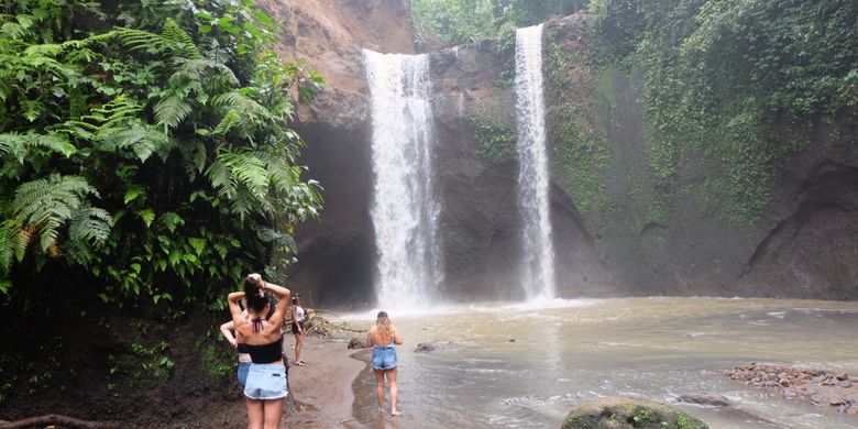 Air Terjun Tibumana di Desa Apuan, Bangli, Bali.