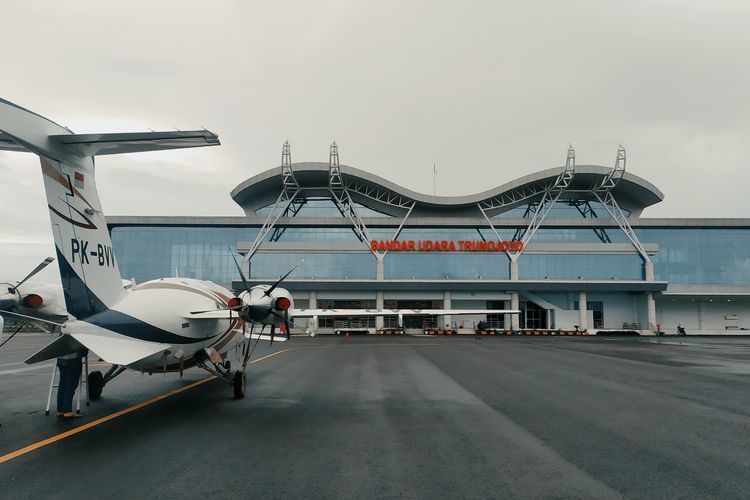 Bandara Trunojoyo Sumenep. 