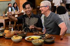 Bos Apple Tim Cook Makan Sate di Menteng, Ini Menu yang Dipesan