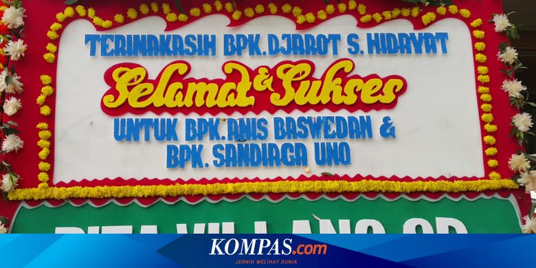 Ada Karangan Bunga untuk Anies  Sandi Juga di Balai Kota