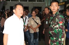 Tebing Longsor, Jalan Lintas Tarutung Menuju Tapanuli Tengah Putus