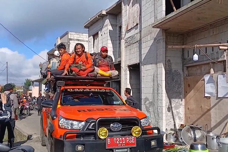 Kronologi Hilangnya 2 Remaja di Gunung Bismo, Berawal Pergi Tanpa Pamit dan Belum Ditemukan