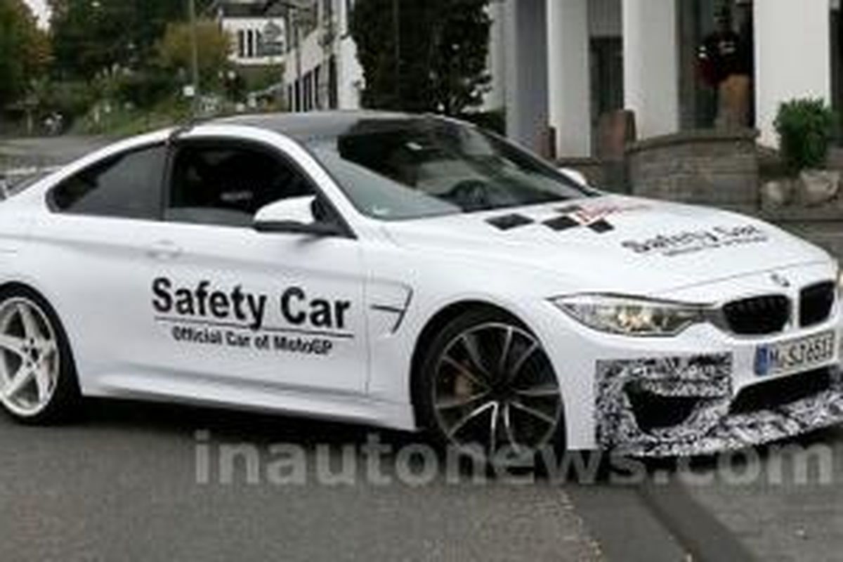 Pengujian BMW M4 GTS yang disamarkan jadi safety car