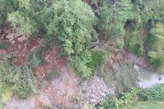 Longsor Tutup Aliran Sungai di Banyumas, 8 Rumah Terancam