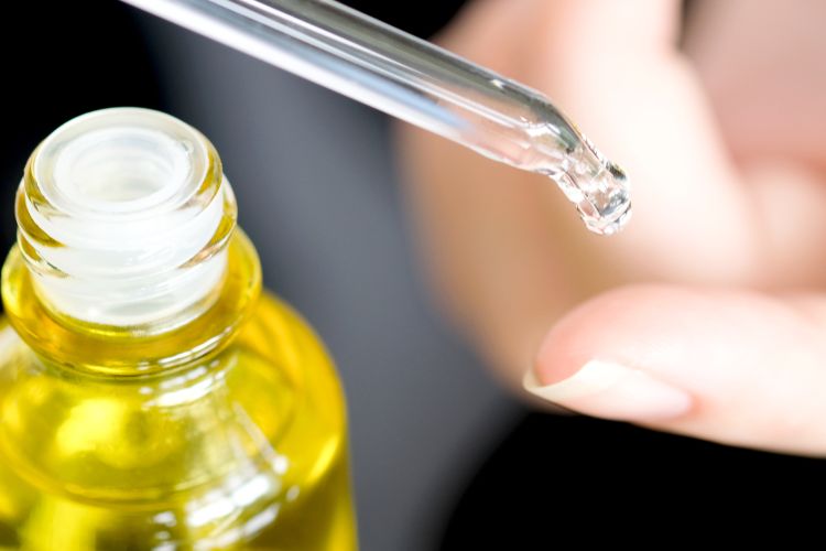 Cara Tepat Menyimpan Serum Wajah Agar Tak Cepat Rusak