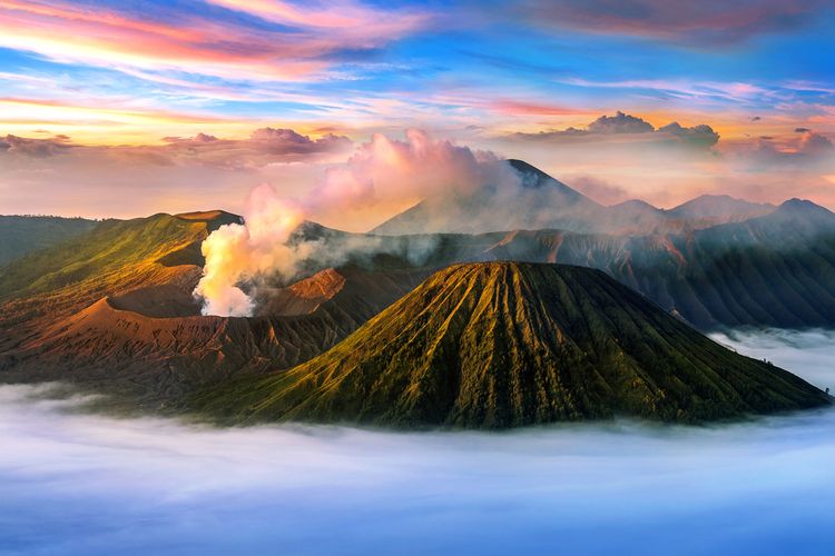 Wisata Gunung Bromo Tutup Total Akibat Kebakaran, Berikut Kronologinya  Halaman all - Kompas.com