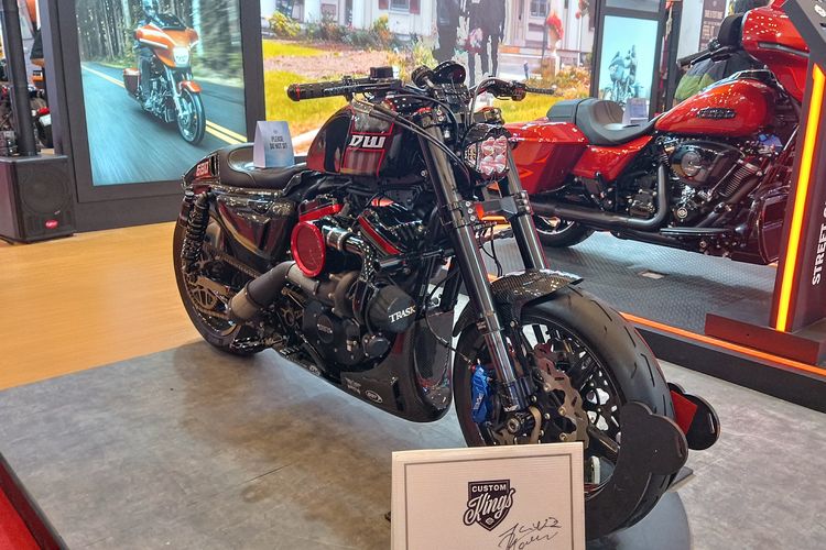 Harley-Davidson Sportster Trubo buatan Garasi 19