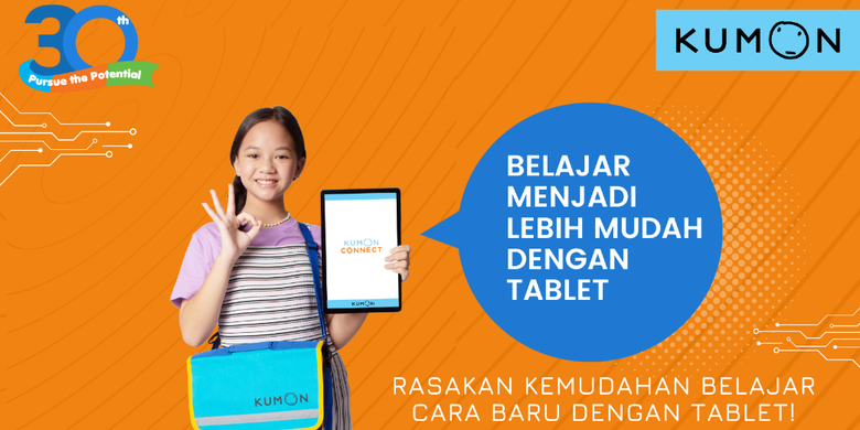 Belajar bersama Kumon menggunakan metode hybrid learning.