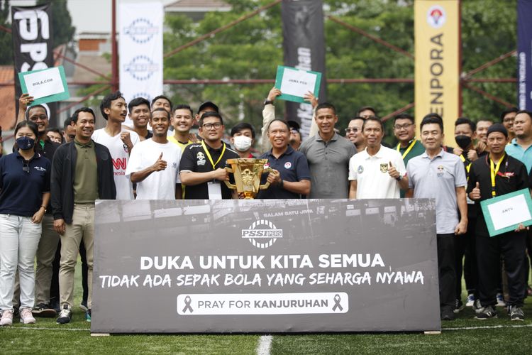 Media Cup 2022 yang memperebutkan Piala Menpora telah bergulir. Menteri Pemuda dan Olahraga (Menpora), Zainudin Amali, secara resmi membuka ajang ini.