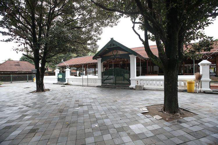 Masjid Gedhe Mataram di kompleks Makam Raja-raja Mataram, Kotagede, Yogyakarta, Rabu (21/10/2020). Di sini terdapat makam Raja Pajang, Sultan Hadiwijaya, Ki Ageng Pemanahan, Raja Mataram Islam pertama, Panembahan Senopati, dan makam Sultan Hamengku Buwono II.