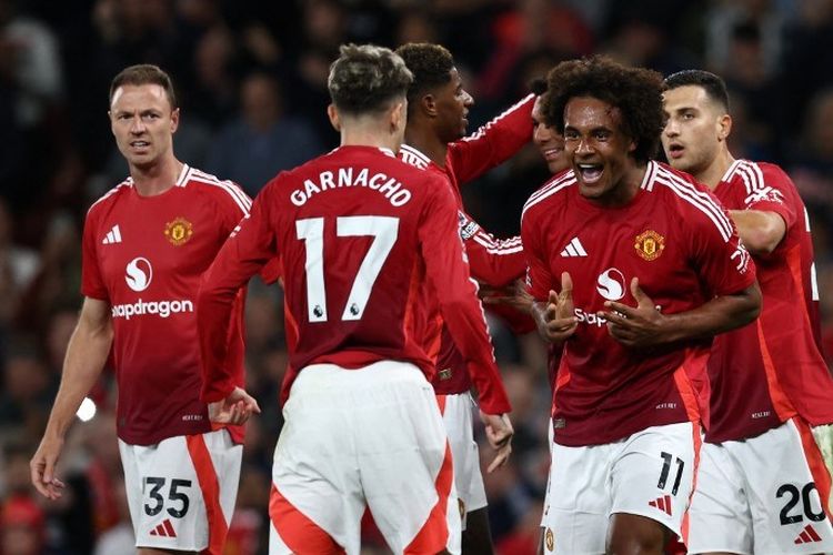 Manchester United Raup Kemenangan Sempit 1-0 Atas Fulham Berkat Gol Debut Zirkzee di Premier League