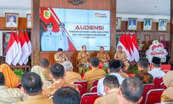 PPDB SMA dan SMK Bermasalah, Bupati Jekek Minta Pemprov Jateng Evaluasi Sistem Zonasi