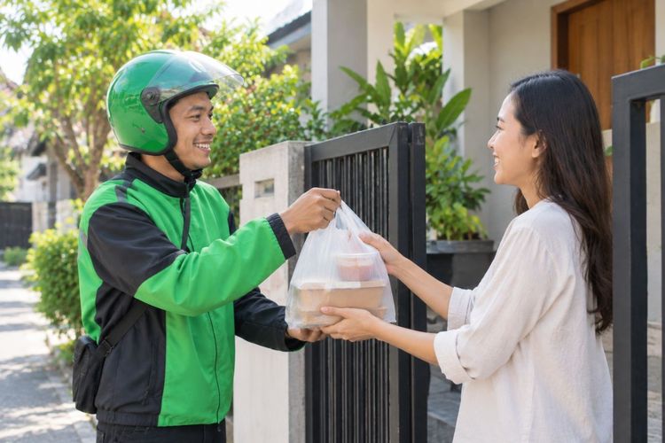 Bagaimana Cara Menemukan Tempat Makan Terdekat dengan Rating dan Ulasan Tepercaya?