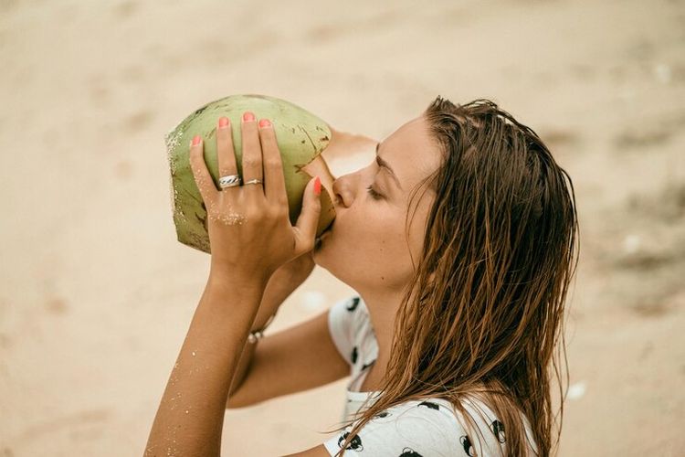 Manfaat Minum Air Kelapa Setelah Olahraga Menurut Penelitian