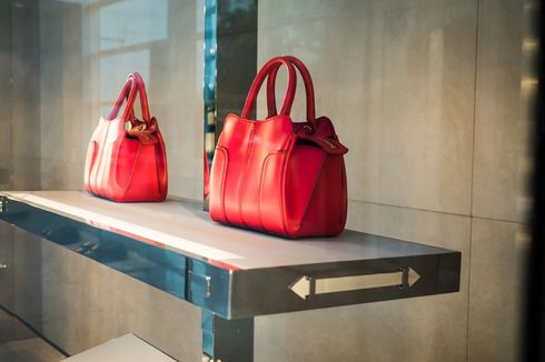 Tak Banyak Orang Tahu, Ini Sejarah Brand Tas Premium Coach, Dior, dan Gucci 