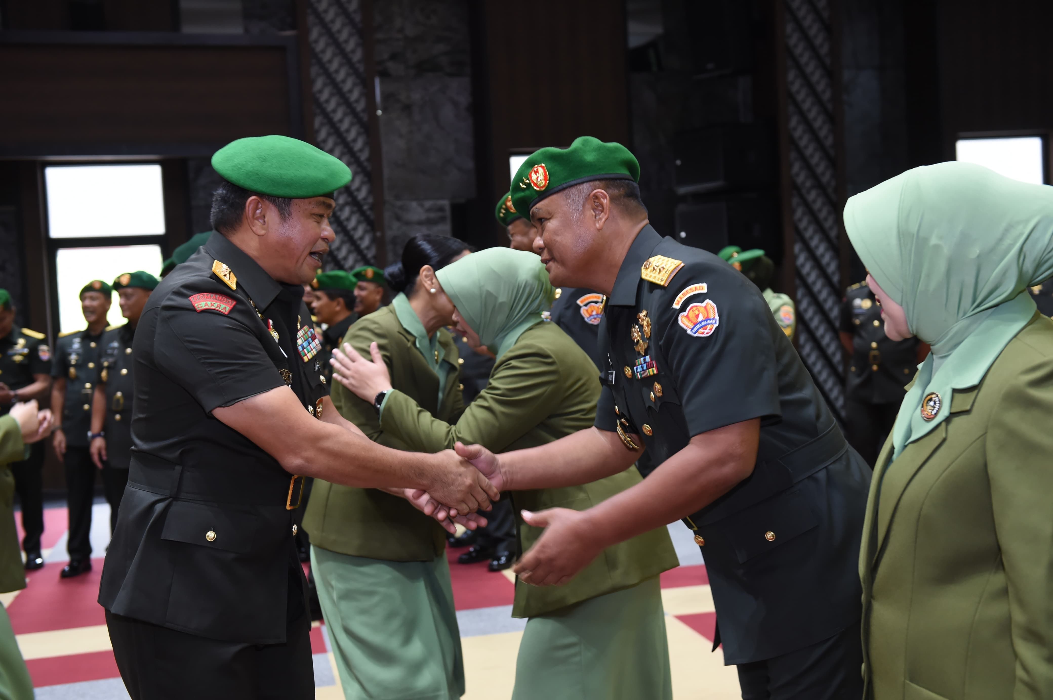 14 Pejabat Strategis TNI AD Berganti, Mayjen Tandyo Resmi Jadi Wakasad