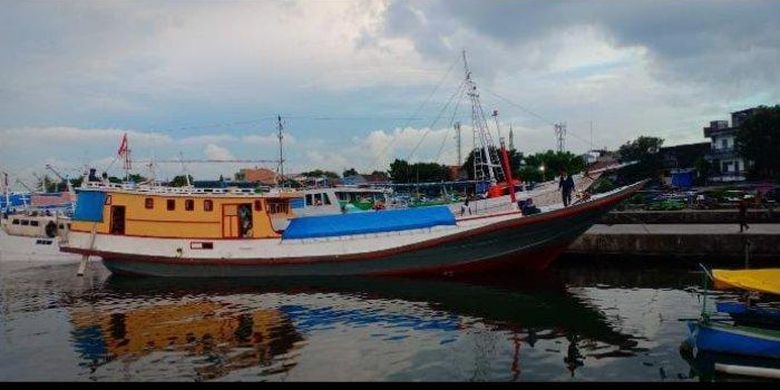 Dokumentadi KM Ladang Pertiwi sebelum tenggelam