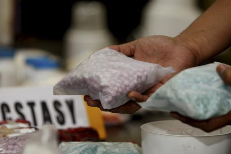 Polresta Banda Aceh Musnahkan 1,9 Kg Sabu Milik Kurir yang Sempat 3 Kali Lolos di Bandara Berbeda