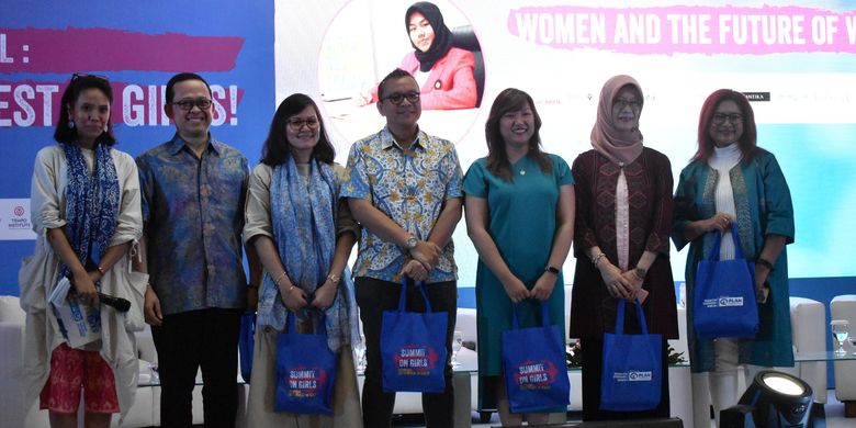 Para pembicara talkshow Women and The Future of Work di Jakarta (10/12).