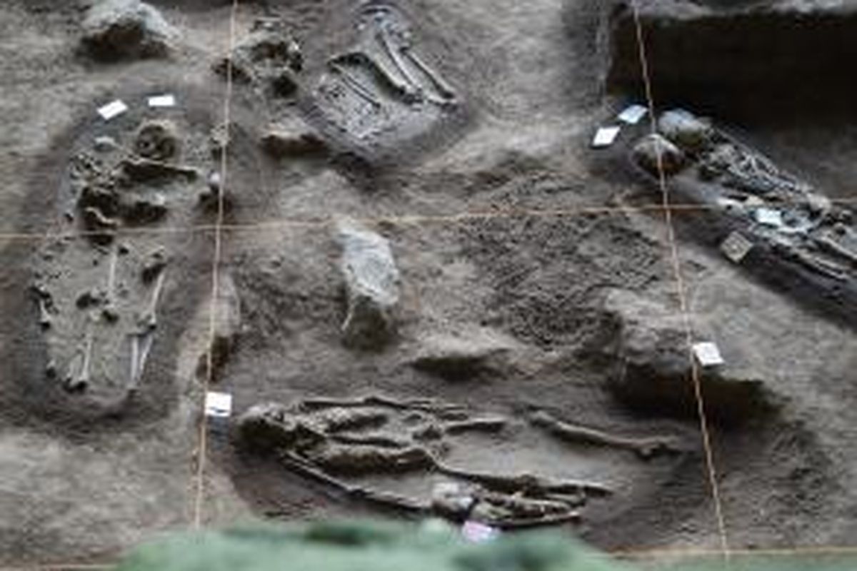 Sisa-sisa manusia prasejarah di Goa Harimau dimakamkan bersamaan dan berkelompok dalam satu liang kubur.