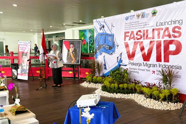 Kepala Dinas Tenaga Kerja dan Transmigrasi (Disnakertrans) Jateng Sakina Rosellasari menghadiri peresmian fasilitas VVIP bagi PMI di Bandara Ahmad Yani, Rabu (14/12/2022).