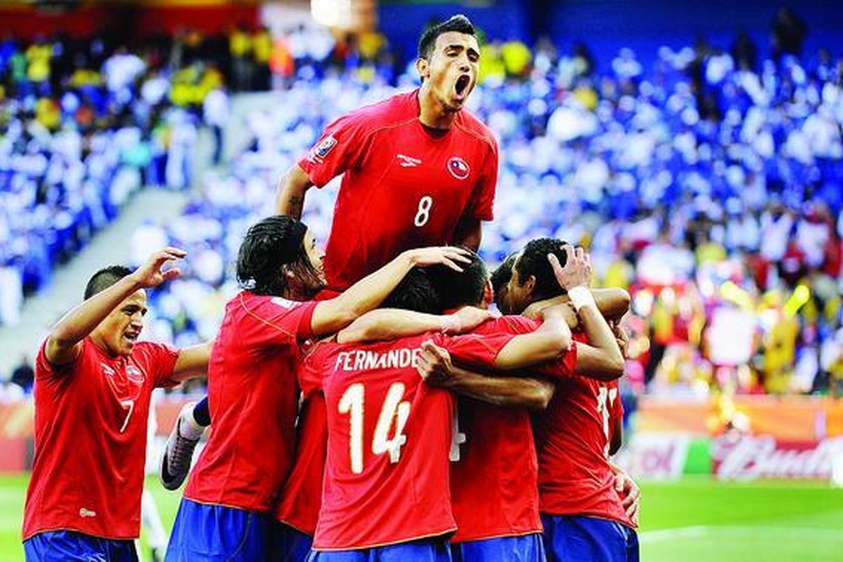 Cile sukses merebut tiga poin dengan mengalahkan Honduras pada laga perdana Grup H di Stadion Mbombela, Nelspruit, Afrika Selatan, Rabu (16/6). Mereka mengincar kemenangan kedua atas Swiss, yang sebelumnya melibas Spanyol.