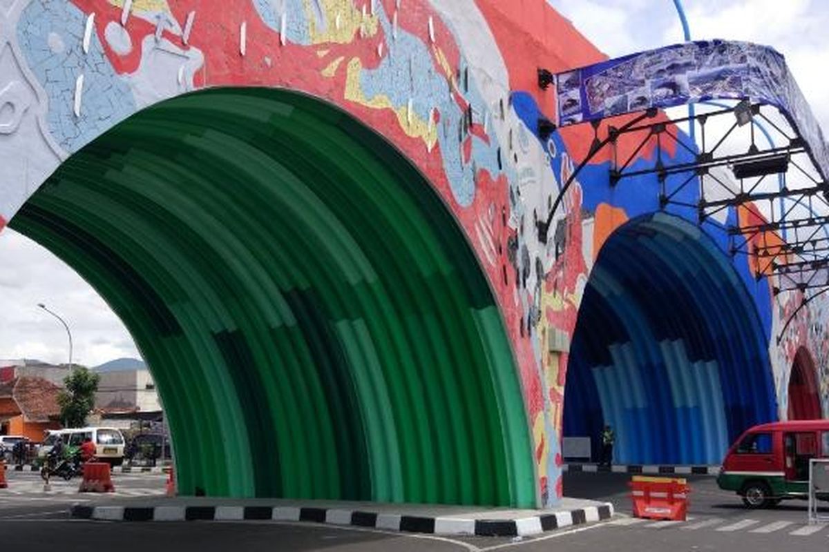 Jembatan Pelangi Antapani di Bandung. Gambar diambil Selasa (24/1/2017).