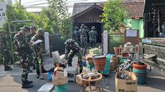 Tangis Lansia dan Rencana Rusun Prajurit di Balik Eksekusi Rumah Dinas di Lenteng Agung