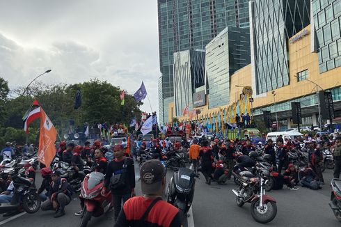 Buruh Jatim Demonstrasi di Surabaya, Sempat Tutup Akses Perbatasan