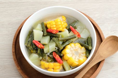 7 Resep Sayur Kuah Bening, Masakan Rumahan Antibosan