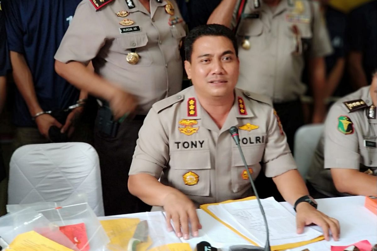 Kapolres Jakarta Timur Yoyon Tony Surya Putera, di RS Polri, Senin (25/6/2018)