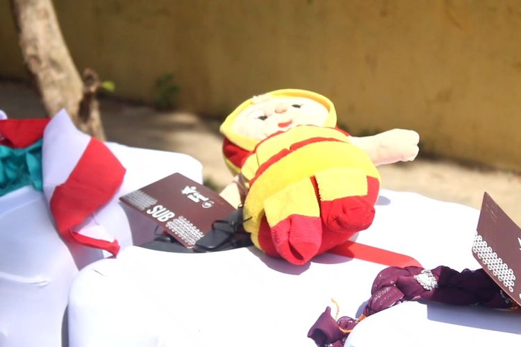 Unik, Boneka hingga Sandal Bekas Jadi Penanda Sahara Calon Jemaah Haji Asal Sumenep