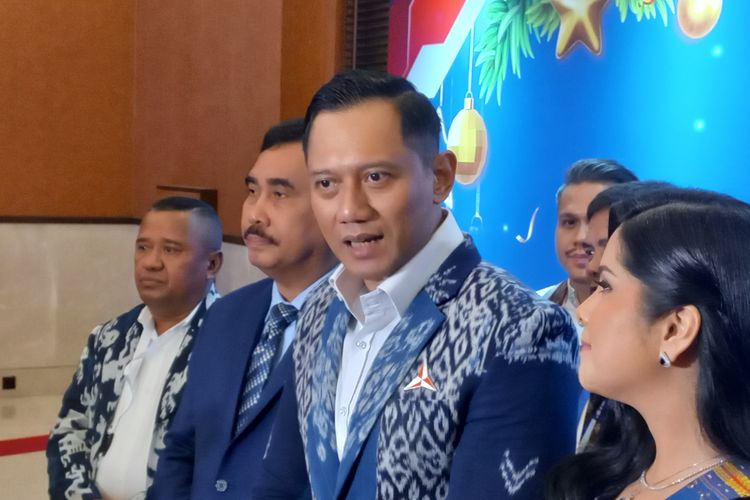 Ketua Umum Partai Demokrat Agus Harimurti Yudhoyono (AHY) di Hotel Sultan, Jakarta, Minggu (8/1/2023) malam