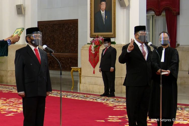 Foto tangkapan layar pelantikan Menteri dan Wakil Menteri baru Kabinet Indonesia Maju di Istana Negara, Jakarta, Rabu (23/12/2020). 