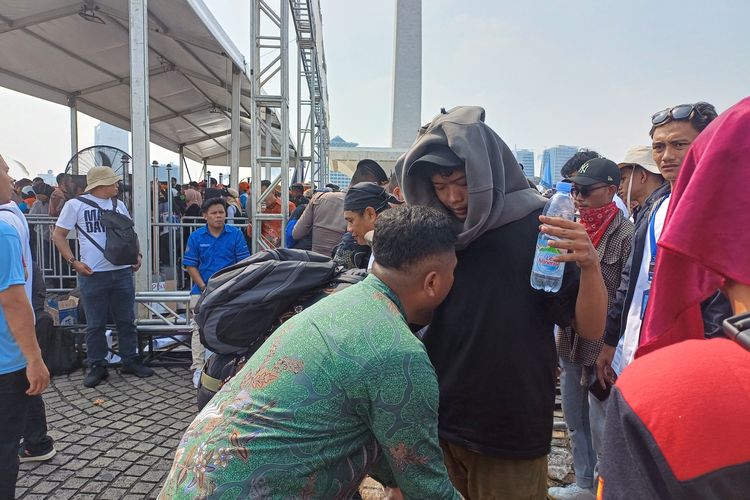 Buruh yang Masuk Area May Day Monas Digeledah Paspampres, Korek Dilarang