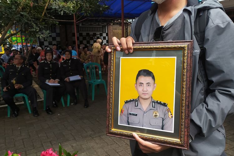 Briptu RF ajudan Kapolda Gorontalo diduga tewas karena bunuh diri