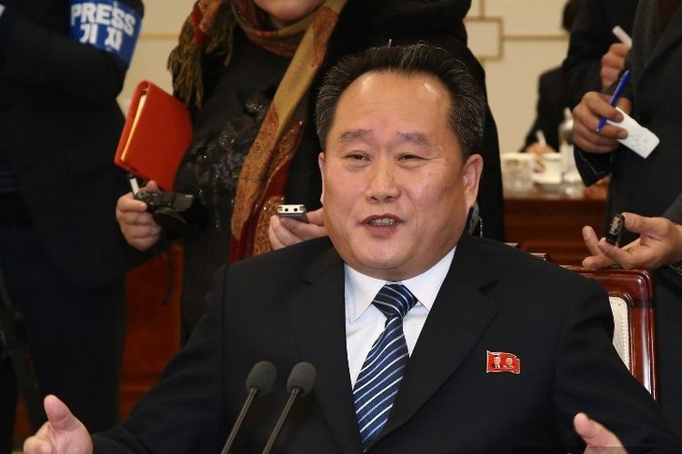 Menteri Luar Negeri Ri Son Gwon yang menduduki jabatannya sejak Januari, sudah berbulan-bulan tidak terlihat di depan umum.

