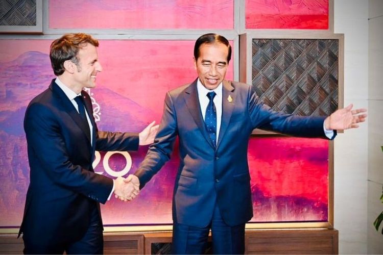 Presiden Joko Widodo bertemu Presiden Perancis Emmanuel Macron di KTT G20 Bali pada Selasa (15/11/2022)